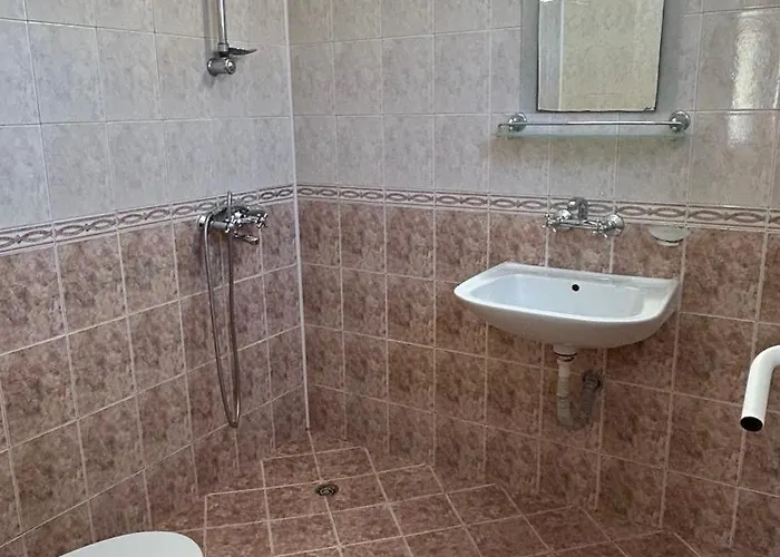 йоана 3* ラヴダ